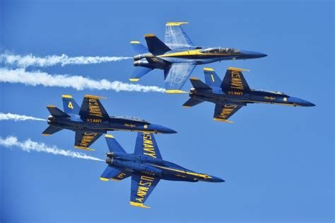 U.S. Navy Blue Angels Headline 2017 Breitling 